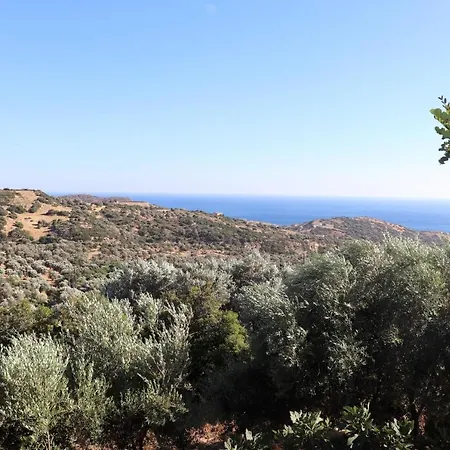 Vakantiehuis Amathianis Triopetra